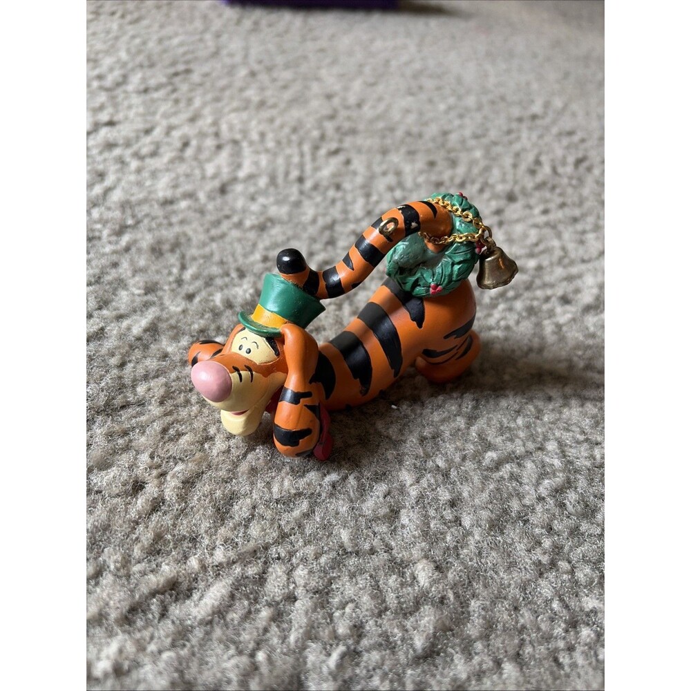 Vintage Tigger w Bell "Season of Song" 3D Christmas Ornament Disney Store 3”